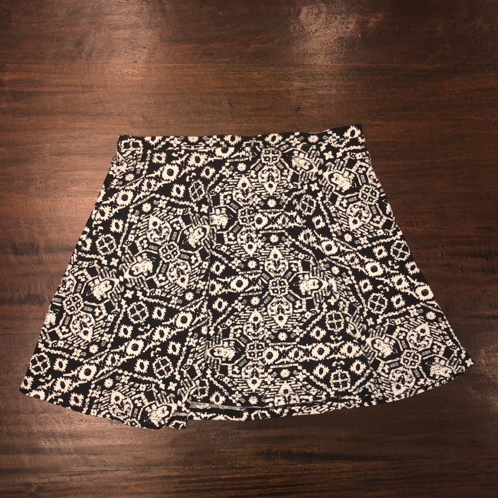 LA heart skirt